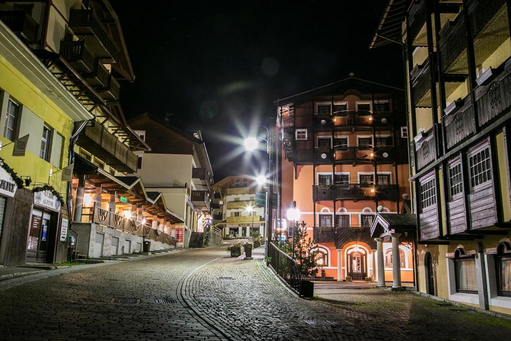 Hotel Posta R.T.A. Мадонна-ди-Кампильо Экстерьер фото