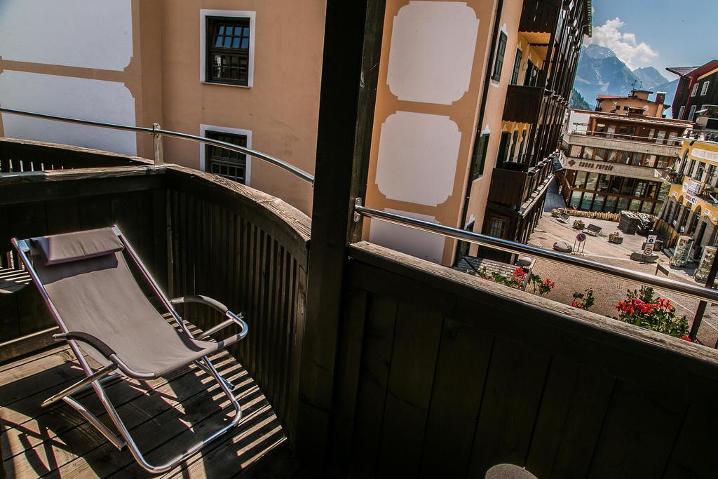 Hotel Posta R.T.A. Мадонна-ди-Кампильо Экстерьер фото