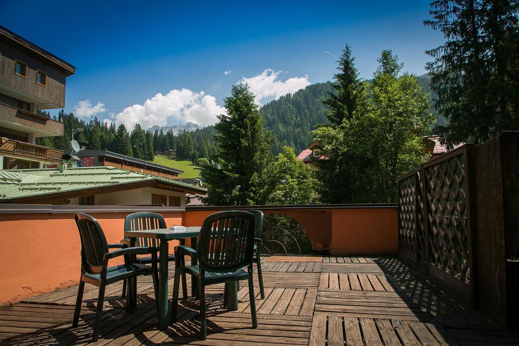 Hotel Posta R.T.A. Мадонна-ди-Кампильо Экстерьер фото