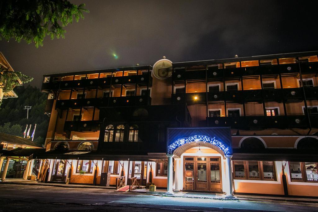 Hotel Posta R.T.A. Мадонна-ди-Кампильо Экстерьер фото